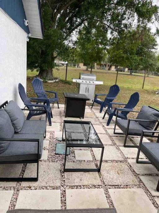 Stylish 3/2 Getaway! Near Theme Parks! Villa Lakeland Buitenkant foto